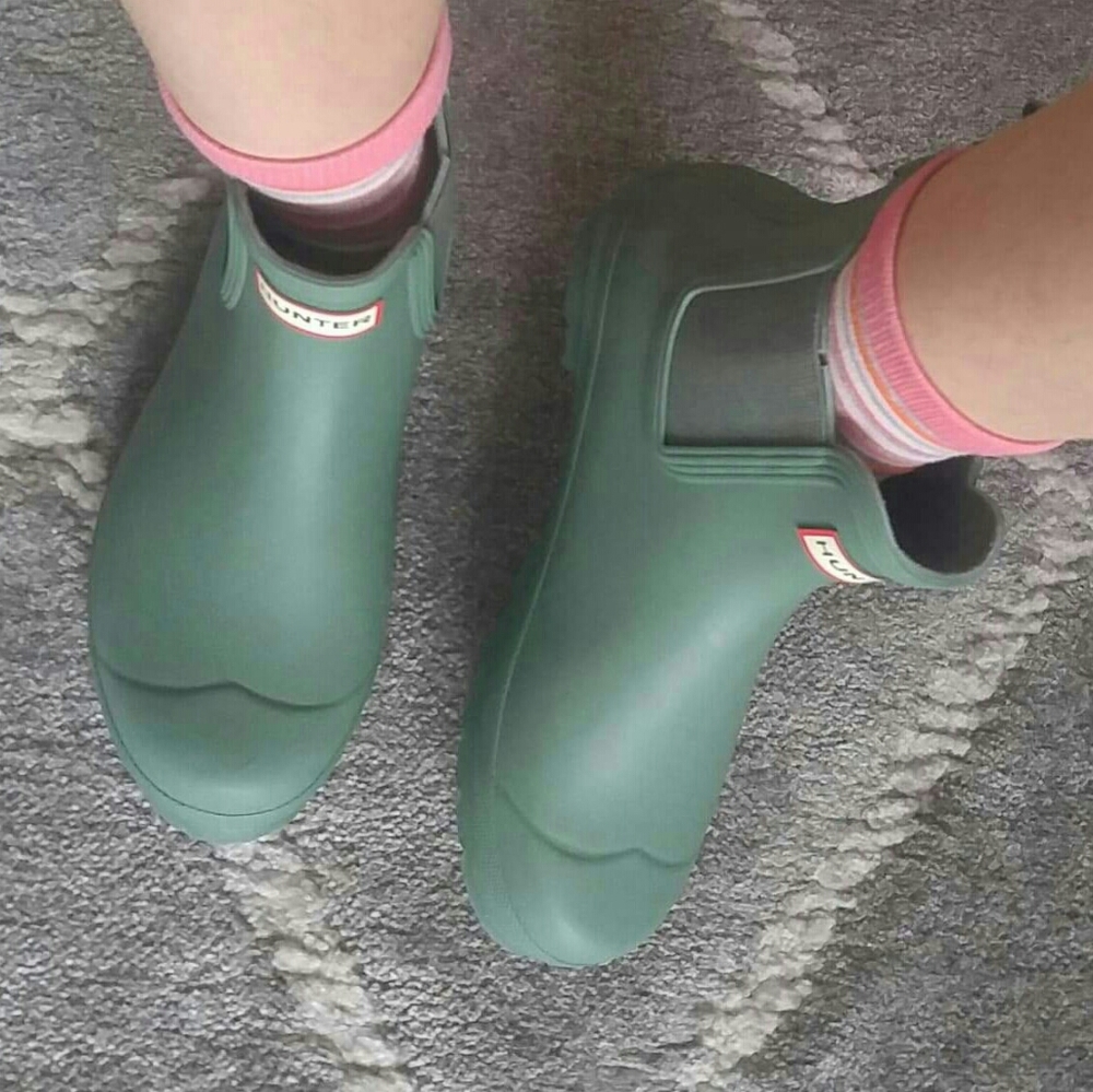 SOLD 🆕 Hunter Women's Original Chelsea Rain Boot - Picture 6 of 9